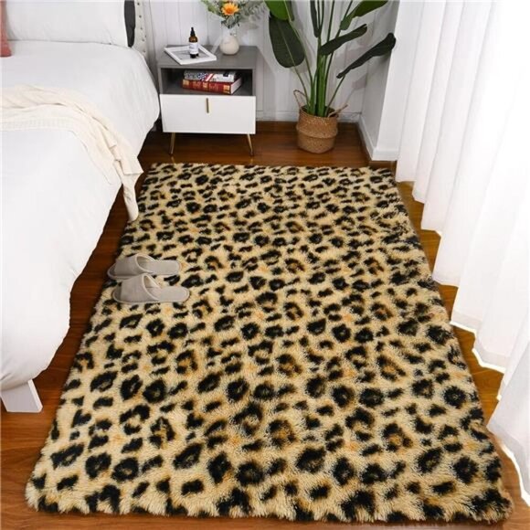 Fluffy Leopard Rug,Premium Cheetah Print Rugs, Soft Comfy Faux Fur Animal Carpet - Picture 2 of 7